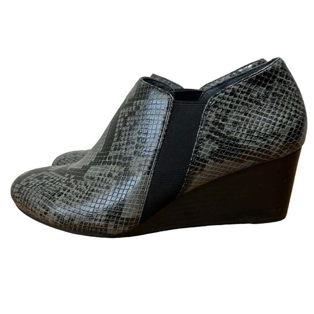 Vionic Orthotic Tanton Leather Snake Print Wedge Slip On Booties Size 9